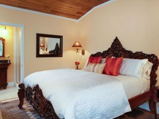 Seaglass Inn Bed And Breakfast Мельбурн-Бич Экстерьер фото